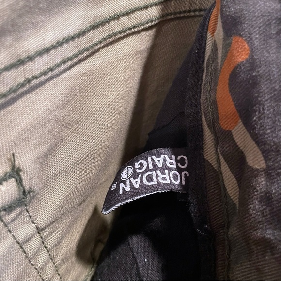 Jordan Craig Travis Cargo Shorts in Woodland - Picture 7 of 12